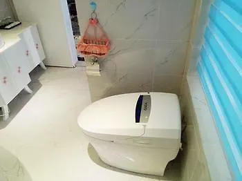 Luoyang Aviation Business Hotel סין
