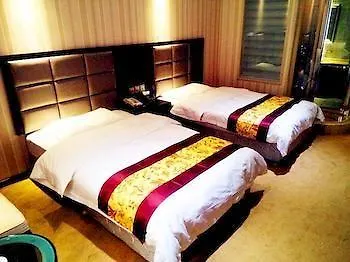 Luoyang Aviation Business Hotel  לואיאנג